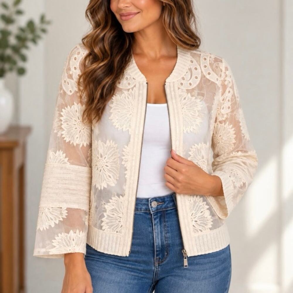 La Bellelum Hillary Scott Ivory Floral Embroidered Mesh Jacket L NWT Zipper